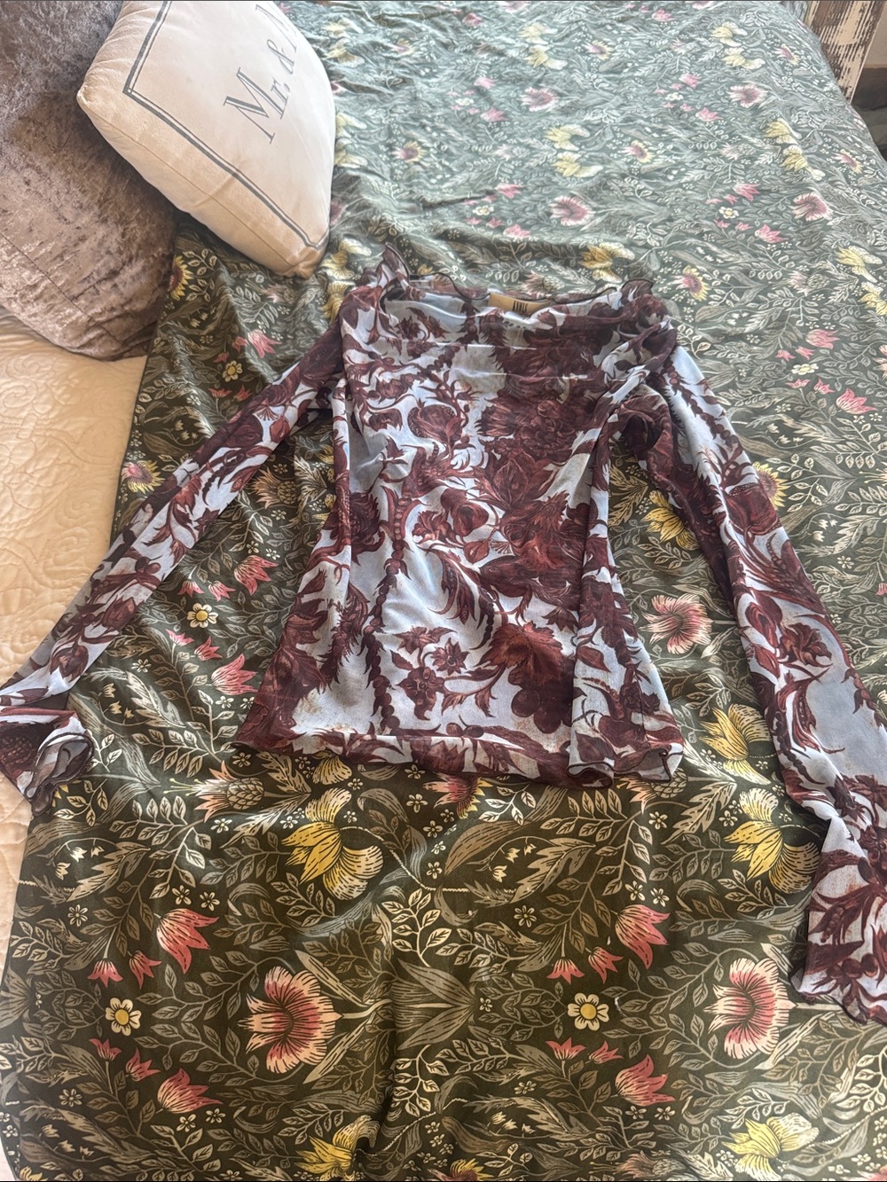 Velvet Floral Long-Sleeve Top - Maroon on Light Blue